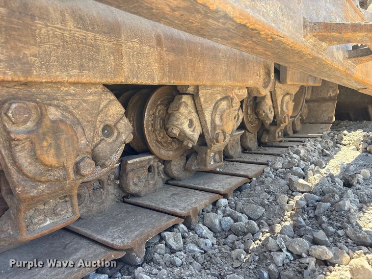 image for item FG2904 2015 Caterpillar D8T dozer