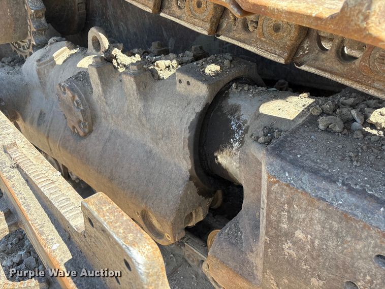 image for item FG2904 2015 Caterpillar D8T dozer