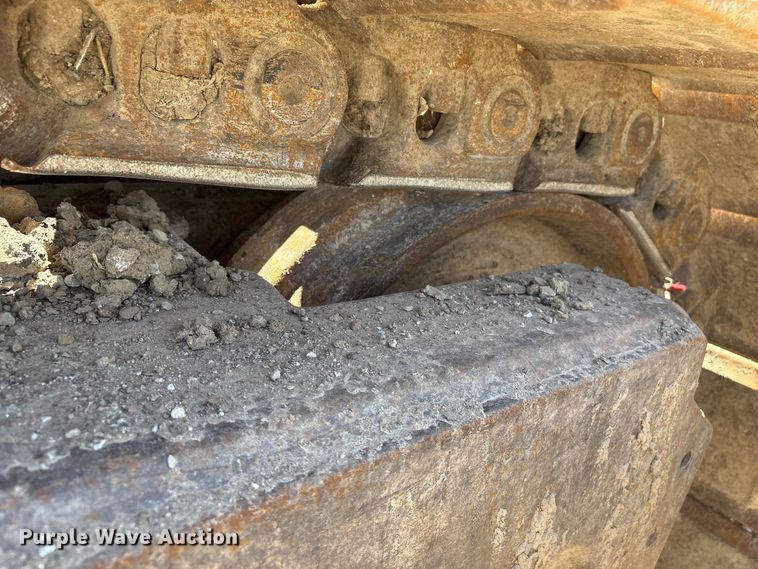 image for item FG2904 2015 Caterpillar D8T dozer