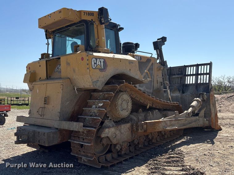 image for item FG2905 2021 Caterpillar D8T dozer