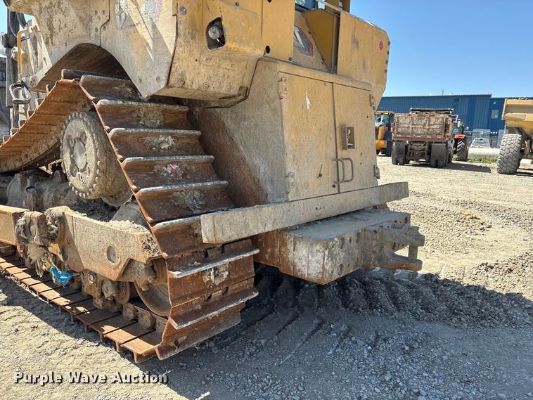 image for item FG2905 2021 Caterpillar D8T dozer