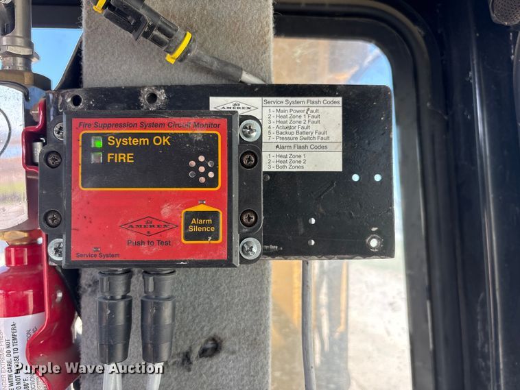 image for item FG2905 2021 Caterpillar D8T dozer