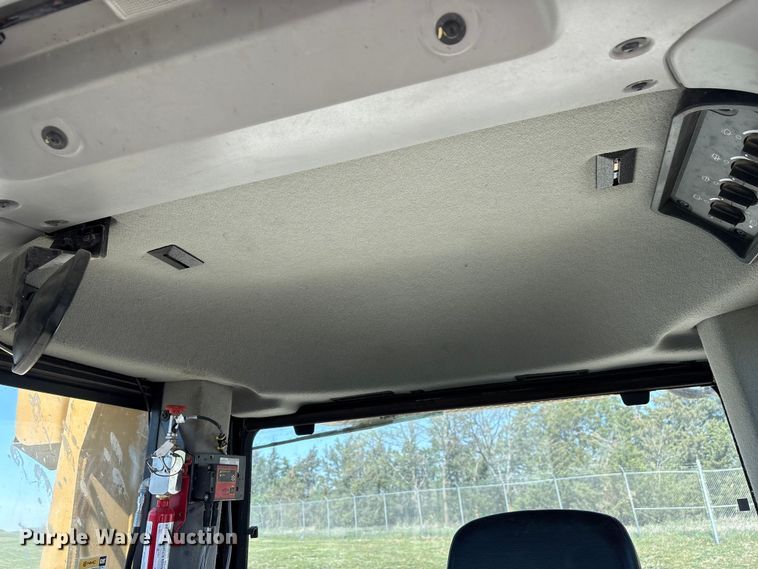 image for item FG2905 2021 Caterpillar D8T dozer