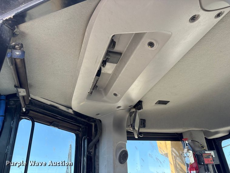 image for item FG2905 2021 Caterpillar D8T dozer