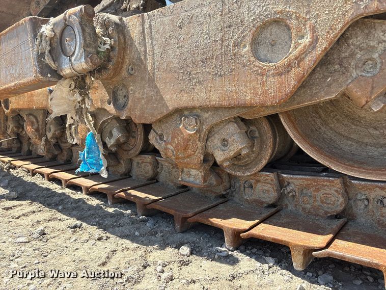 image for item FG2905 2021 Caterpillar D8T dozer