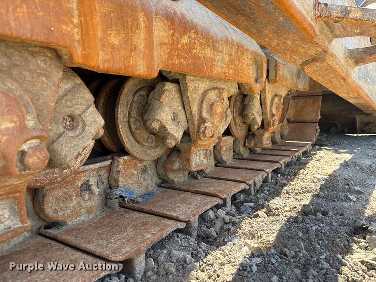 image for item FG2905 2021 Caterpillar D8T dozer