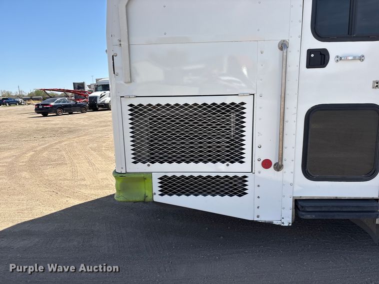 image for item FG2906 2012 Thomas Built HDX bookmobile