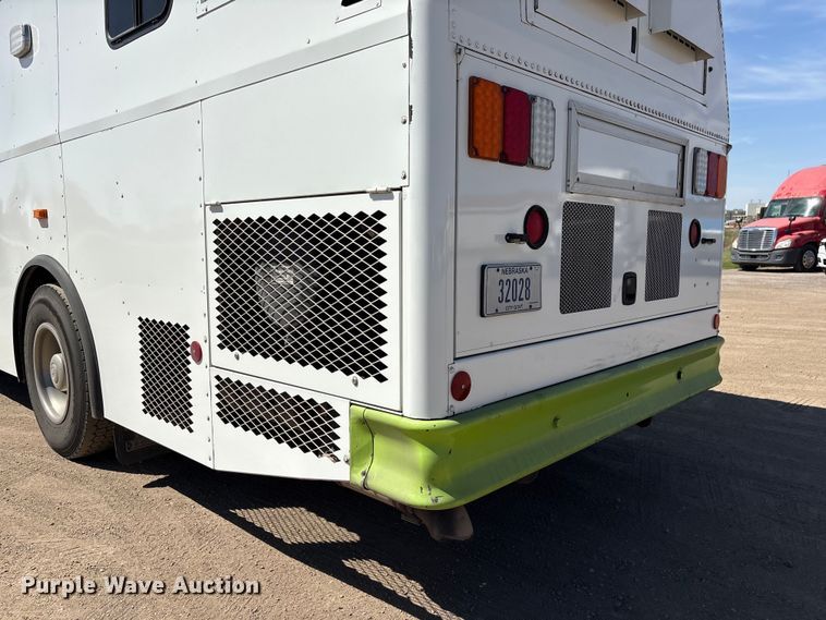 image for item FG2906 2012 Thomas Built HDX bookmobile