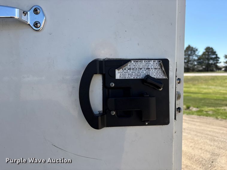 image for item FG2906 2012 Thomas Built HDX bookmobile