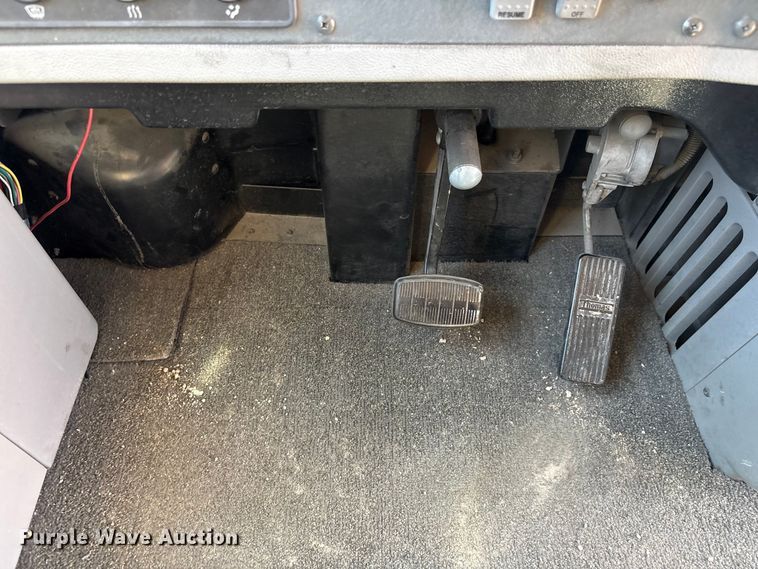 image for item FG2906 2012 Thomas Built HDX bookmobile