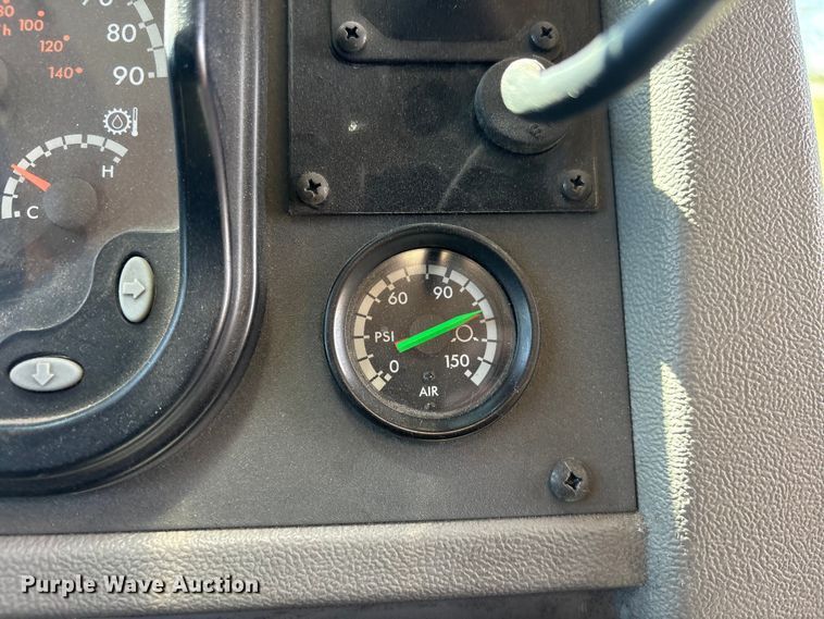 image for item FG2906 2012 Thomas Built HDX bookmobile