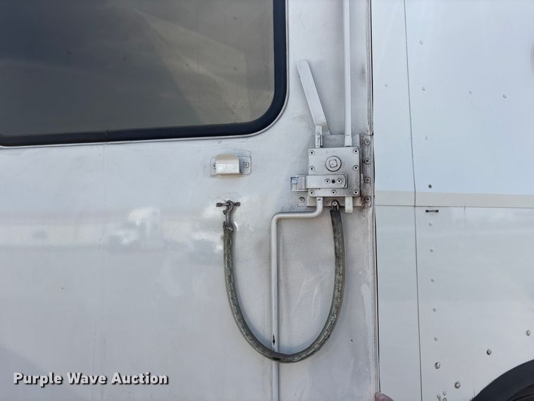 image for item FG2906 2012 Thomas Built HDX bookmobile