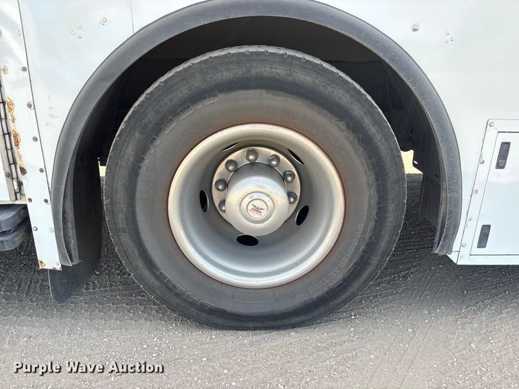 image for item FG2906 2012 Thomas Built HDX bookmobile