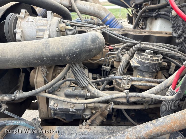 image for item FG2947 2000 Freightliner FL70 oil distributor truck