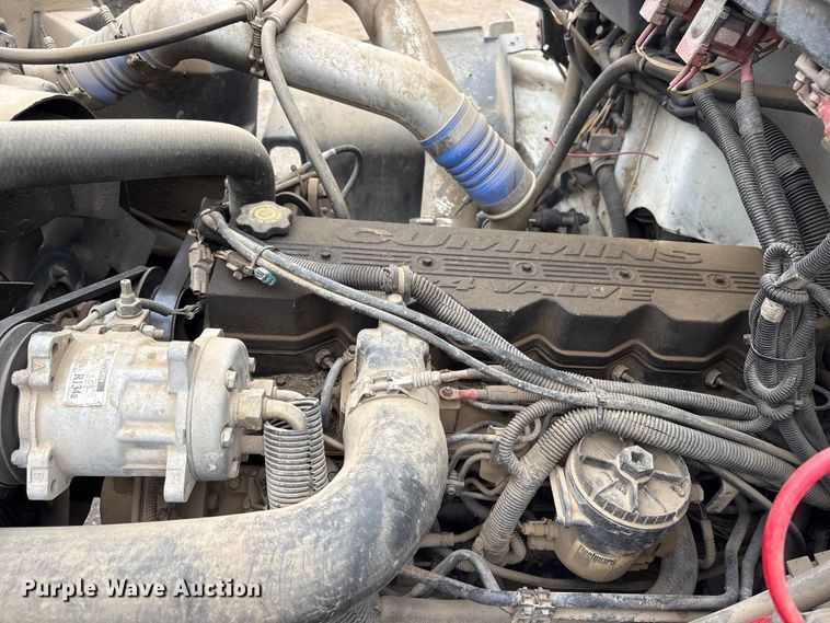 image for item FG2947 2000 Freightliner FL70 oil distributor truck