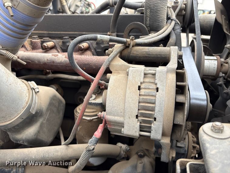 image for item FG2947 2000 Freightliner FL70 oil distributor truck
