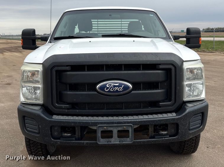 image for item FG2948 2011 Ford F250 Super Duty Ext. Cab flatbed pickup truck