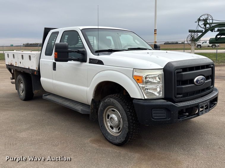 image for item FG2948 2011 Ford F250 Super Duty Ext. Cab flatbed pickup truck