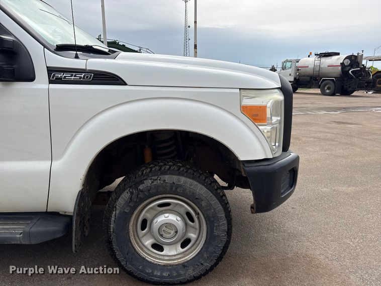 image for item FG2948 2011 Ford F250 Super Duty Ext. Cab flatbed pickup truck