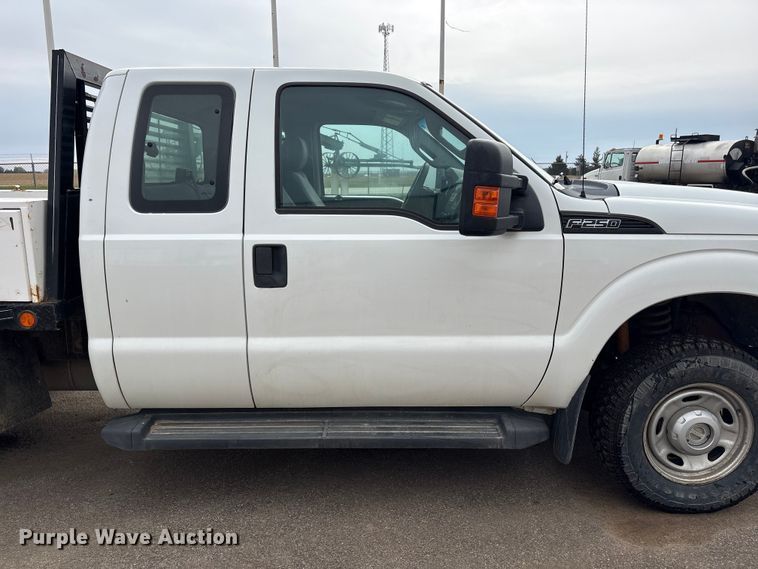 image for item FG2948 2011 Ford F250 Super Duty Ext. Cab flatbed pickup truck