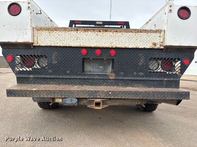 image for item FG2948 2011 Ford F250 Super Duty Ext. Cab flatbed pickup truck