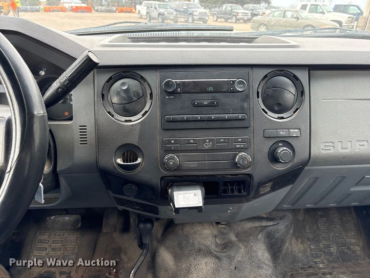 image for item FG2948 2011 Ford F250 Super Duty Ext. Cab flatbed pickup truck
