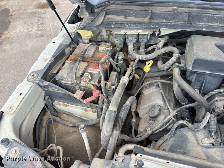 image for item FG2948 2011 Ford F250 Super Duty Ext. Cab flatbed pickup truck