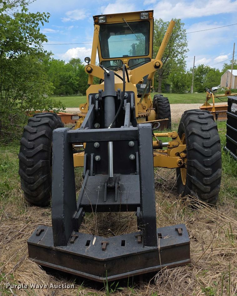 image for item FH6046 Champion 720 motor grader