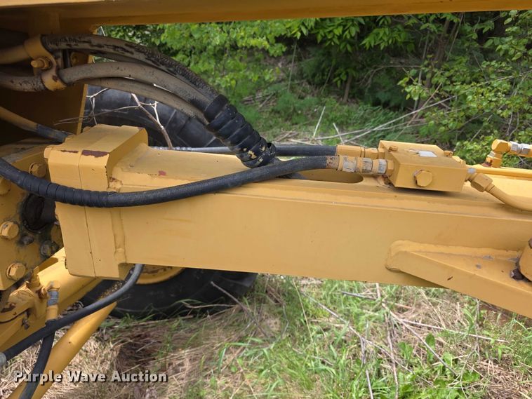 image for item FH6046 Champion 720 motor grader