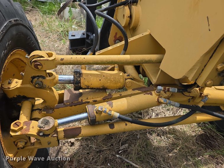 image for item FH6046 Champion 720 motor grader
