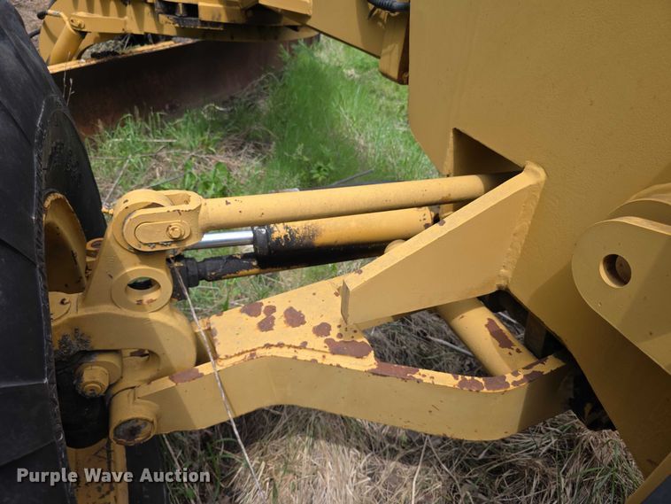 image for item FH6046 Champion 720 motor grader