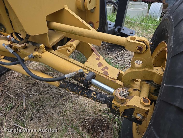 image for item FH6046 Champion 720 motor grader