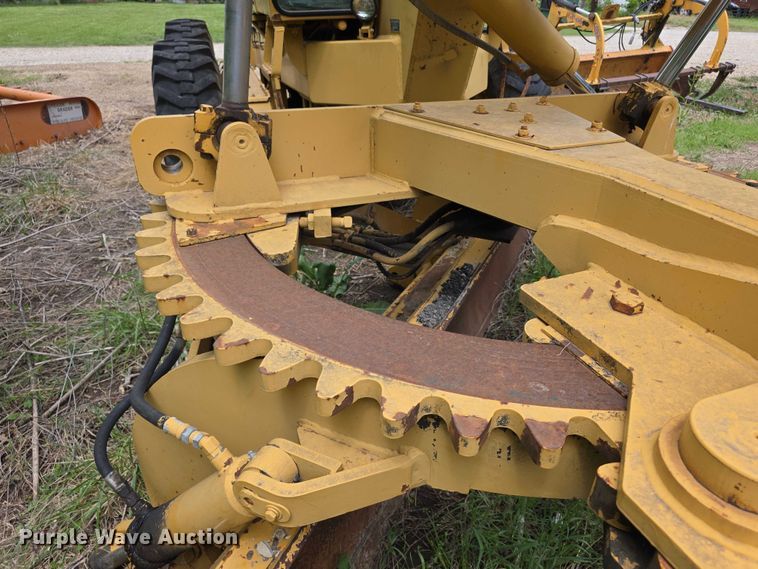 image for item FH6046 Champion 720 motor grader