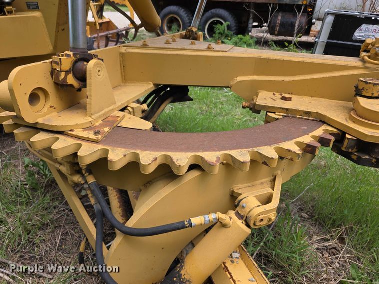 image for item FH6046 Champion 720 motor grader