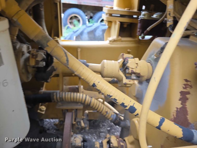 image for item FH6046 Champion 720 motor grader