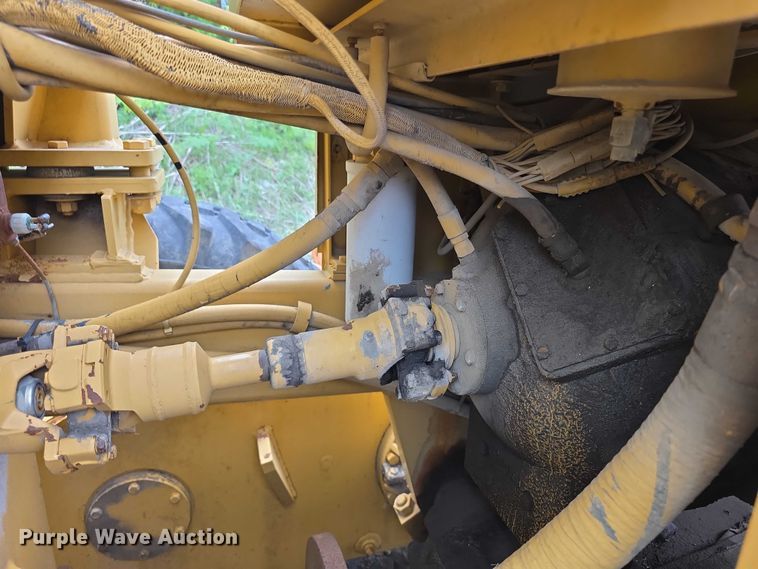 image for item FH6046 Champion 720 motor grader
