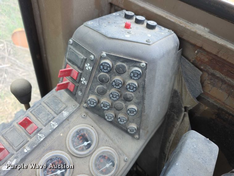 image for item FH6046 Champion 720 motor grader