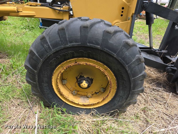 image for item FH6046 Champion 720 motor grader