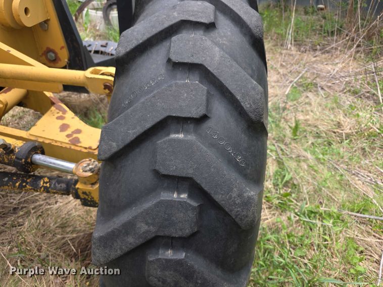 image for item FH6046 Champion 720 motor grader