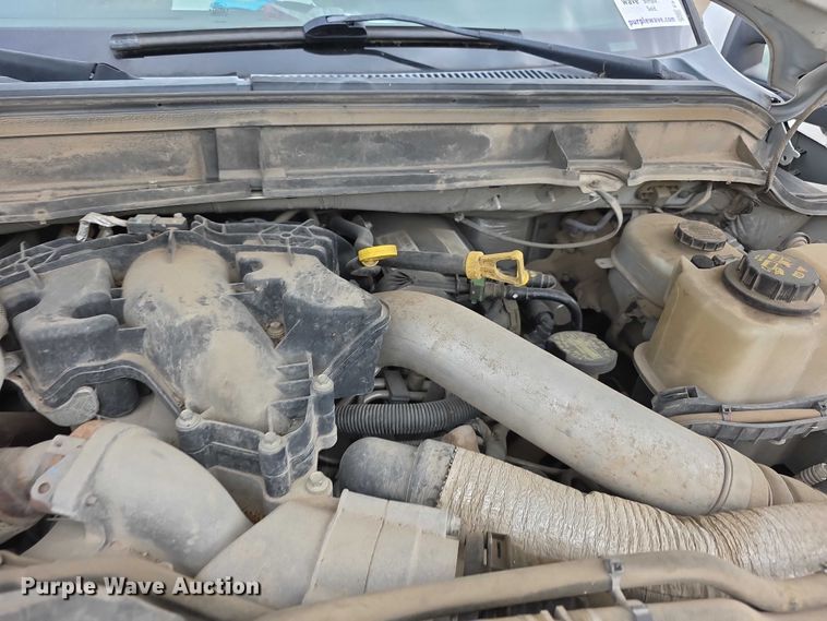 image for item FH6048 2011 Ford F350 Super Duty Crew Cab pickup truck