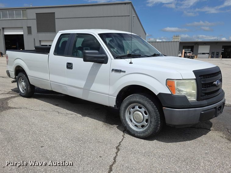 image for item FH6049 2014 Ford F150 Ext. Cab pickup truck