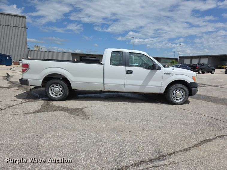 image for item FH6049 2014 Ford F150 Ext. Cab pickup truck