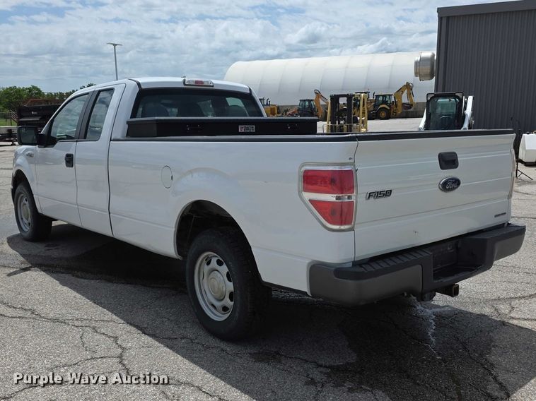 image for item FH6049 2014 Ford F150 Ext. Cab pickup truck