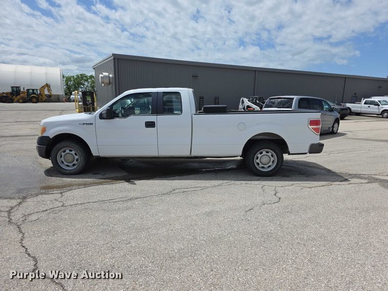 image for item FH6049 2014 Ford F150 Ext. Cab pickup truck