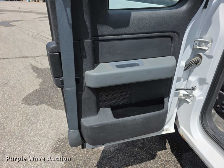 image for item FH6050 2014 Ford F150 Ext. Cab pickup truck