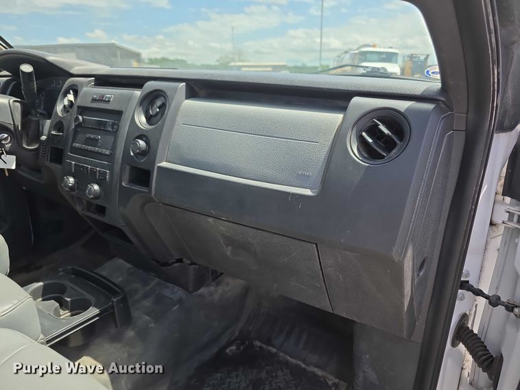 image for item FH6050 2014 Ford F150 Ext. Cab pickup truck