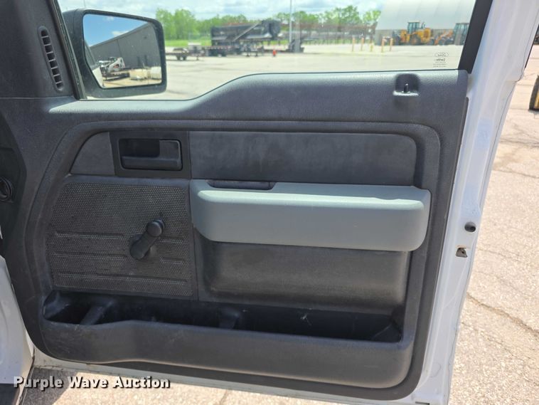 image for item FH6050 2014 Ford F150 Ext. Cab pickup truck