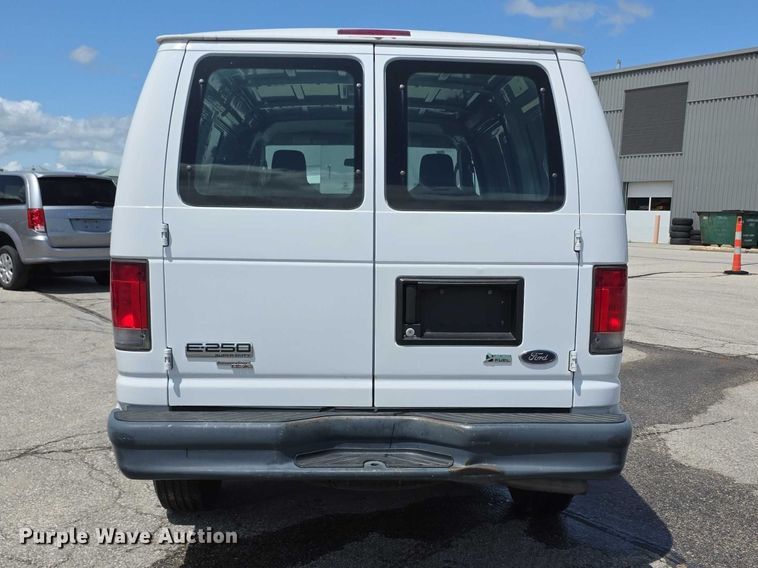 image for item FH6051 2014 Ford E250 van