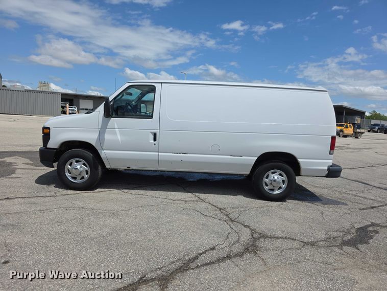image for item FH6051 2014 Ford E250 van