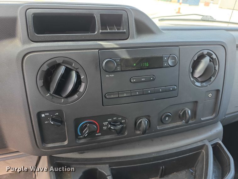 image for item FH6051 2014 Ford E250 van